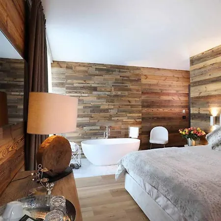 5br Lovely Mountain With View Chalet - What'app - 0039-3512-039-610 - For Reservations! Villa